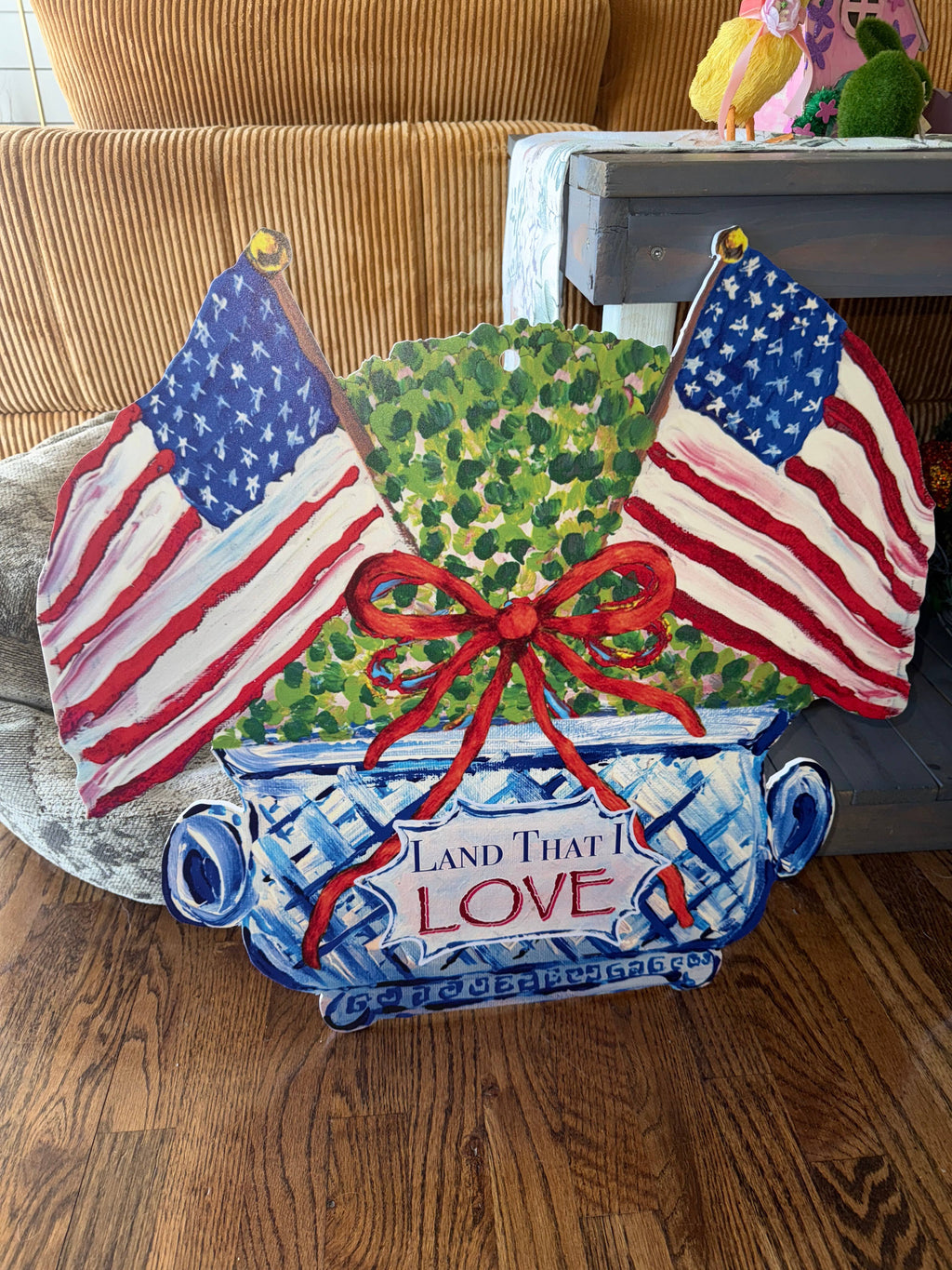 LARGE Designer American Topiary Land that I Love Door Hanger