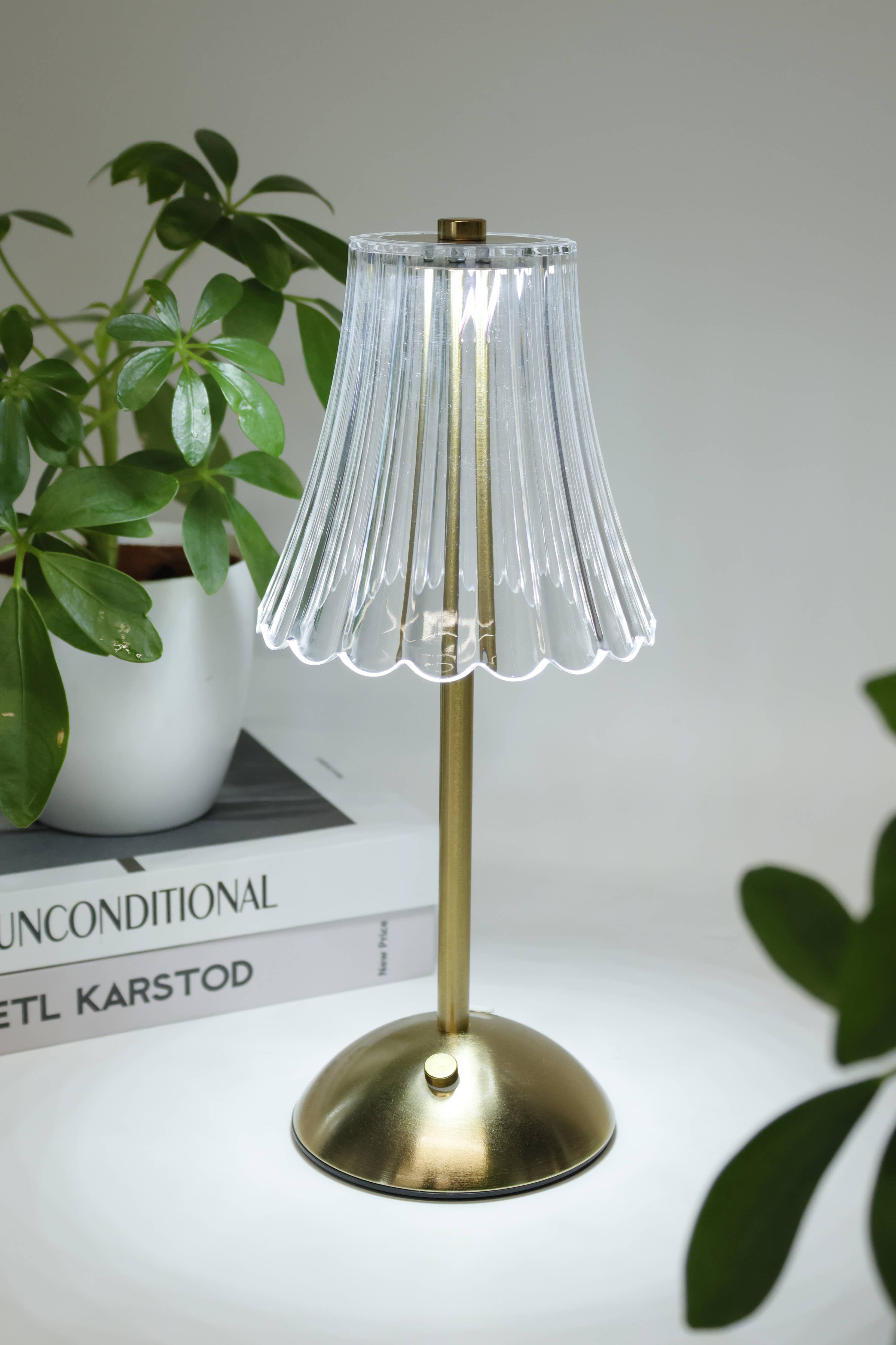 Crystal LED Lamps – Gold (Tubular & Classic Styles)